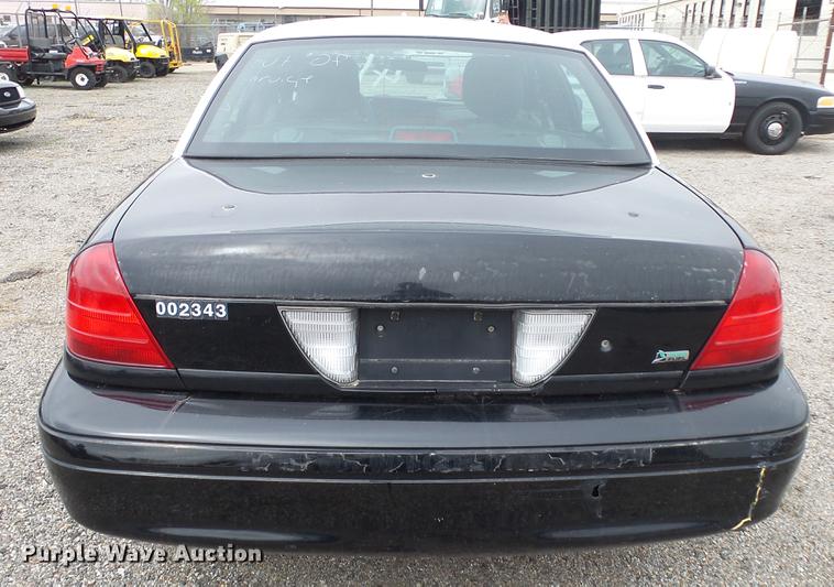 image for item DC3229 2011 Ford Crown Victoria Police Interceptor