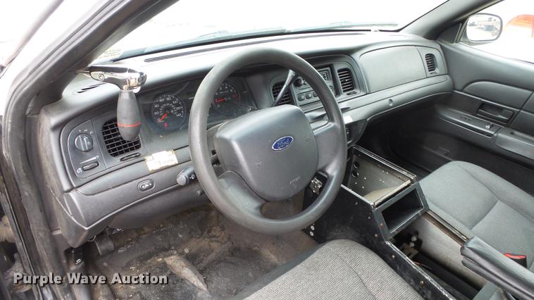 image for item DC3229 2011 Ford Crown Victoria Police Interceptor