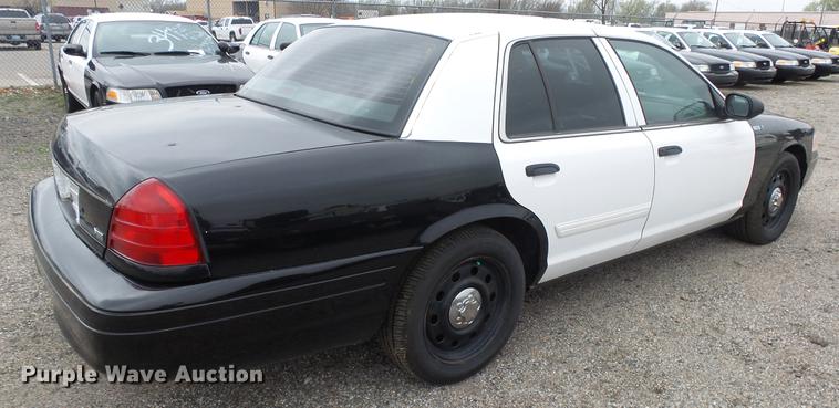 image for item DC3230 2009 Ford Crown Victoria Police Interceptor