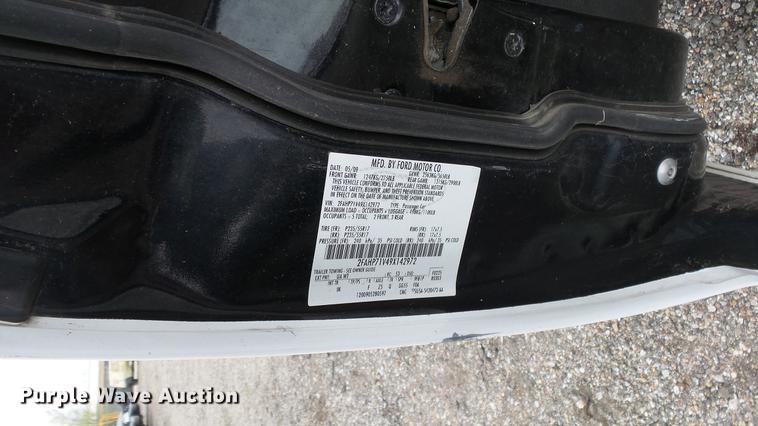 image for item DC3230 2009 Ford Crown Victoria Police Interceptor