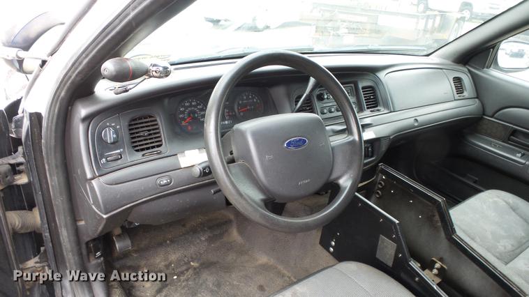image for item DC3230 2009 Ford Crown Victoria Police Interceptor