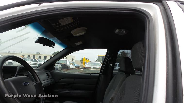 image for item DC3230 2009 Ford Crown Victoria Police Interceptor