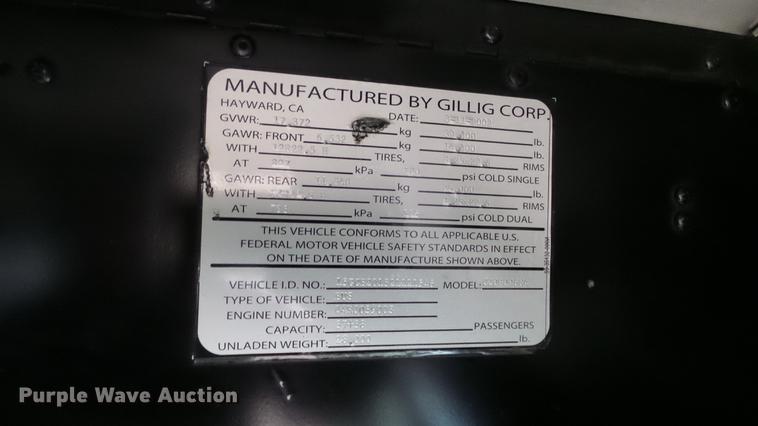 image for item DC3233 2002 Gillig C20B096N4 transit bus