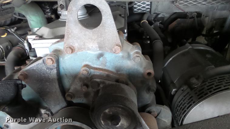 image for item DC3233 2002 Gillig C20B096N4 transit bus