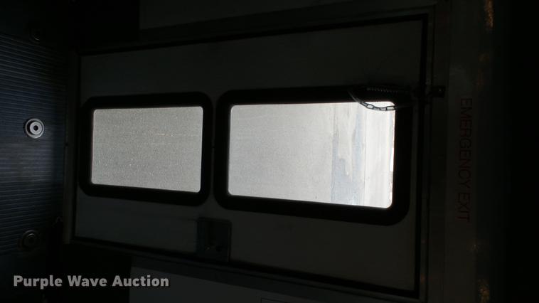 image for item DC3234 2009 Ford E450 Super Duty shuttle bus