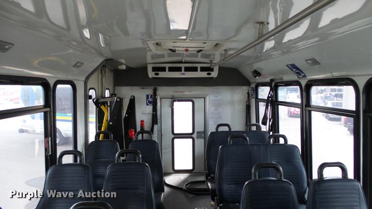 image for item DC3235 2009 Ford E450 Super Duty shuttle bus