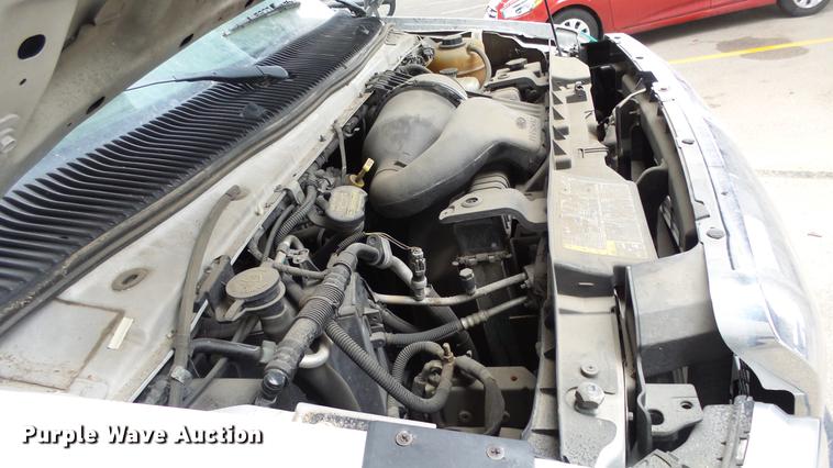 image for item DC3235 2009 Ford E450 Super Duty shuttle bus