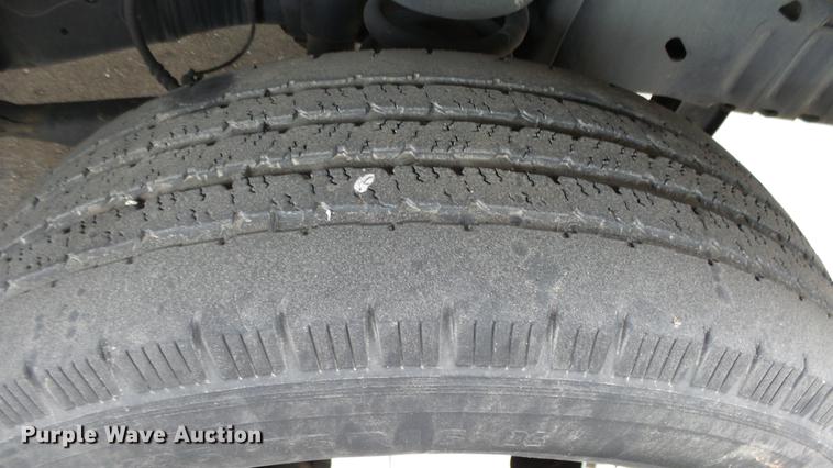 image for item DC3235 2009 Ford E450 Super Duty shuttle bus