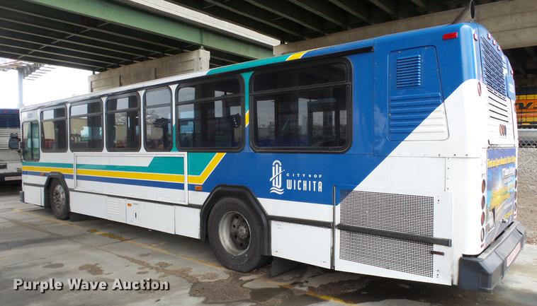 image for item DC3236 2002 Gillig C20B096N4 transit bus