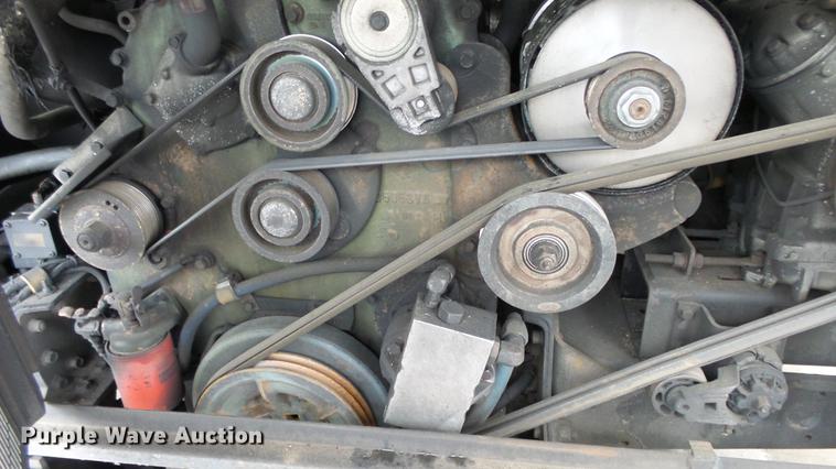 image for item DC3236 2002 Gillig C20B096N4 transit bus