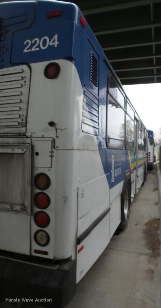 image for item DC3237 2002 Gillig C20B096N4 transit bus