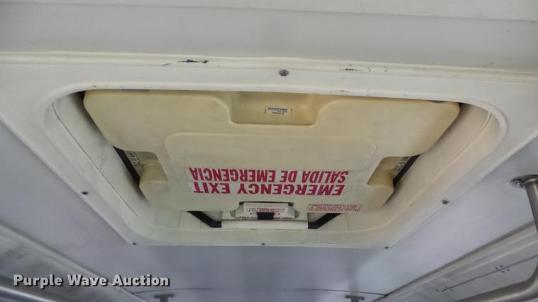 image for item DC3237 2002 Gillig C20B096N4 transit bus