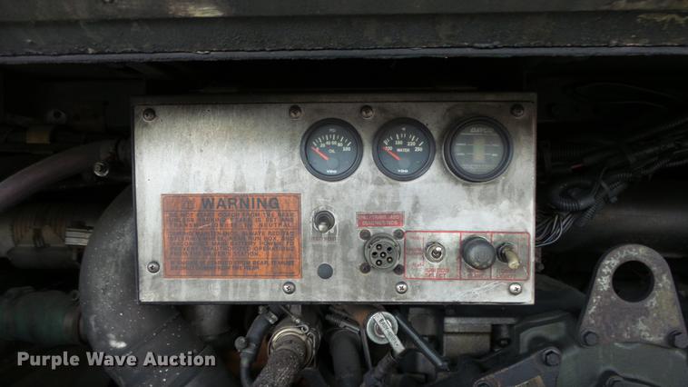 image for item DC3237 2002 Gillig C20B096N4 transit bus