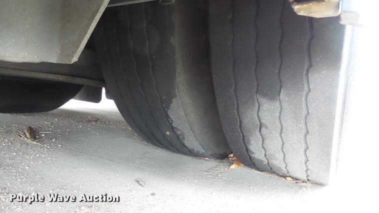 image for item DC3237 2002 Gillig C20B096N4 transit bus