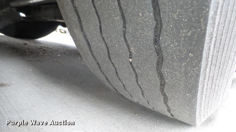 image for item DC3237 2002 Gillig C20B096N4 transit bus