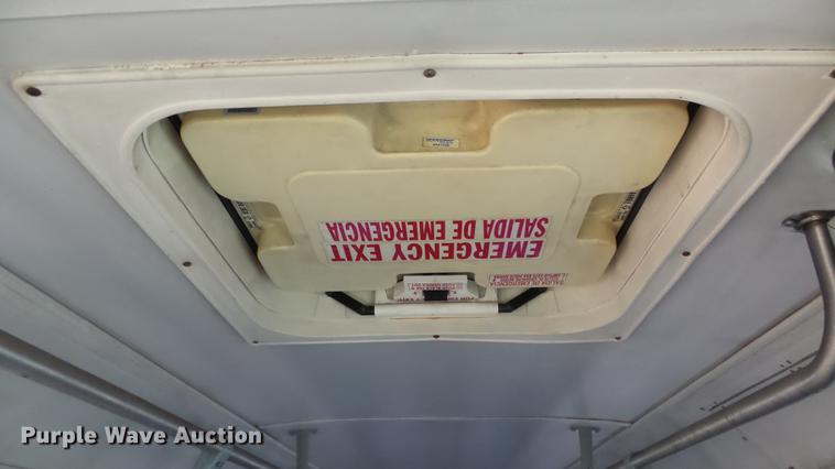 image for item DC3238 2002 Gillig C20B096N4 transit bus