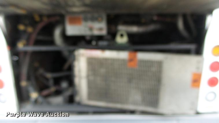 image for item DC3238 2002 Gillig C20B096N4 transit bus