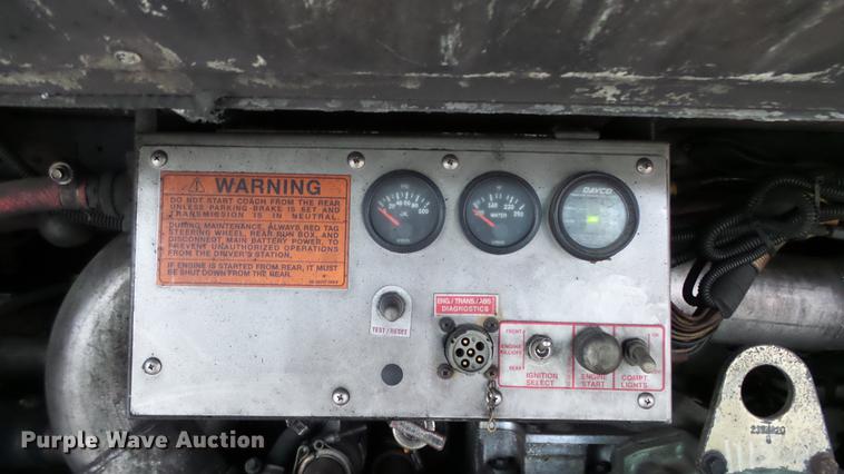 image for item DC3238 2002 Gillig C20B096N4 transit bus