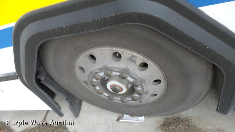 image for item DC3238 2002 Gillig C20B096N4 transit bus