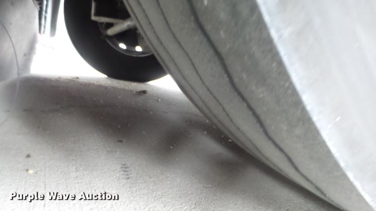 image for item DC3238 2002 Gillig C20B096N4 transit bus