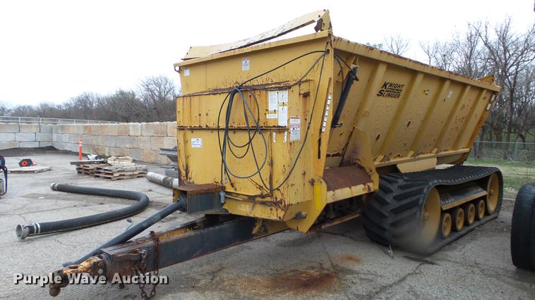 image for item DC3246 Knight 8040 Pro Twin slurry spreader