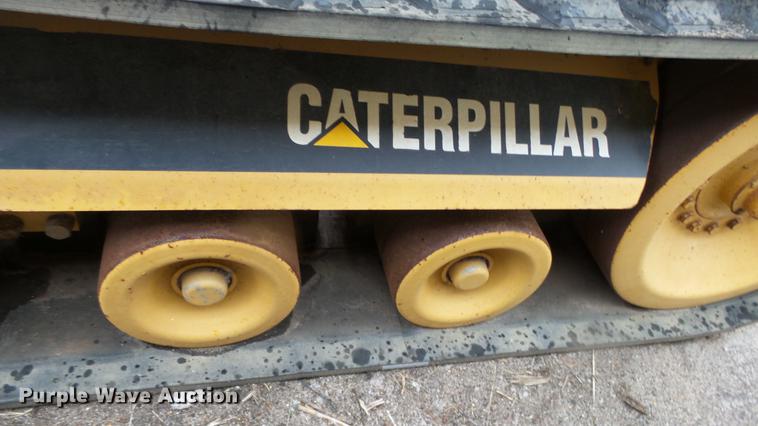 image for item DC3246 Knight 8040 Pro Twin slurry spreader