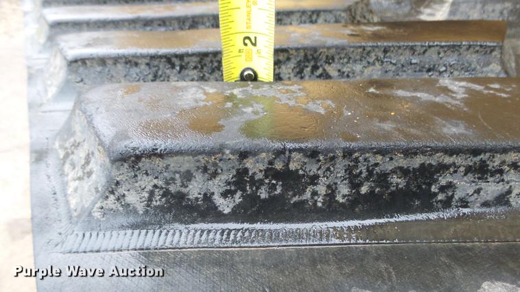 image for item DC3246 Knight 8040 Pro Twin slurry spreader