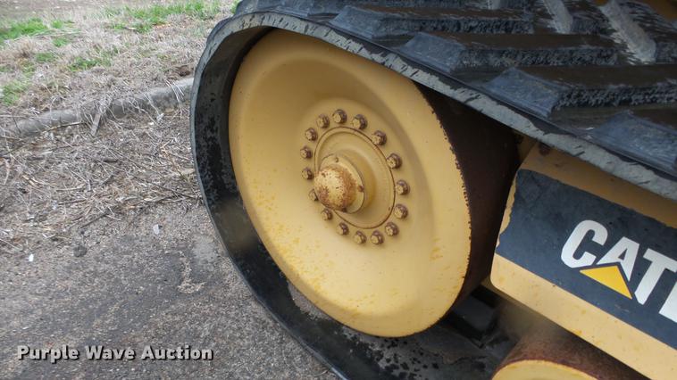 image for item DC3246 Knight 8040 Pro Twin slurry spreader