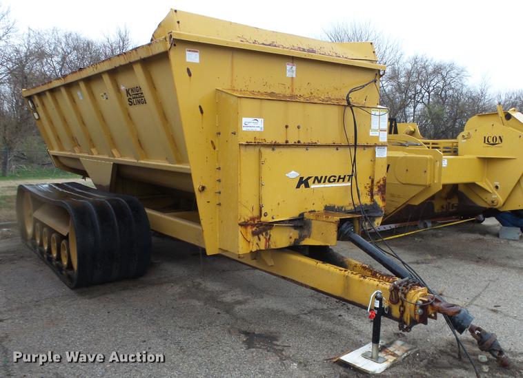 image for item DC3247 Knight 8040 Pro Twin slurry spreader