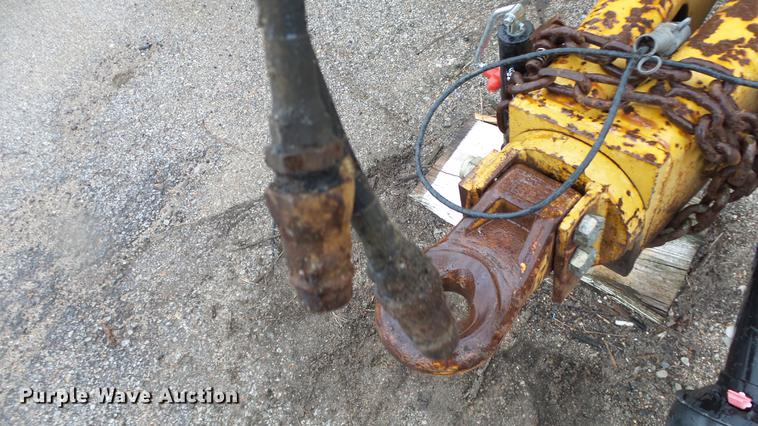 image for item DC3247 Knight 8040 Pro Twin slurry spreader