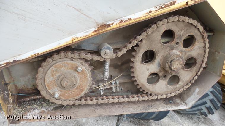 image for item DC3247 Knight 8040 Pro Twin slurry spreader