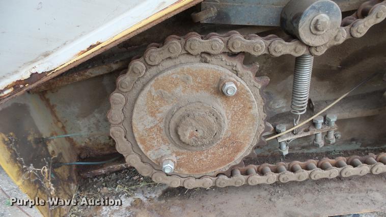 image for item DC3247 Knight 8040 Pro Twin slurry spreader