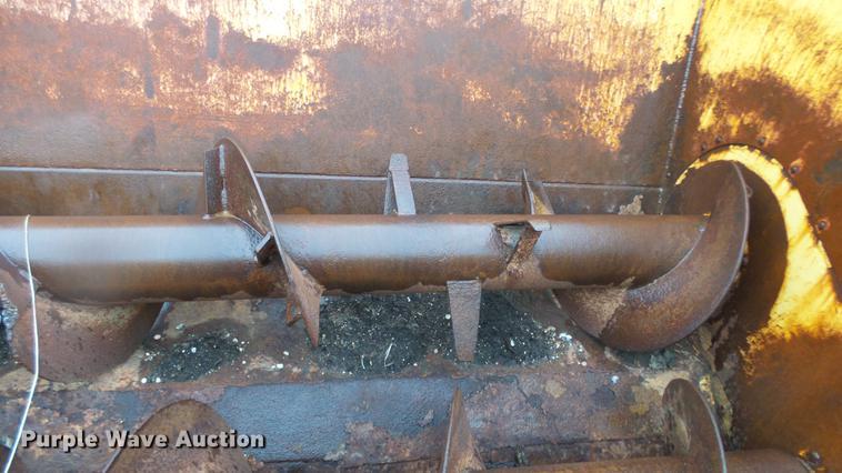 image for item DC3247 Knight 8040 Pro Twin slurry spreader