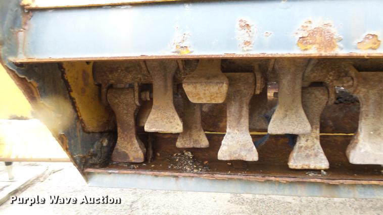 image for item DC3247 Knight 8040 Pro Twin slurry spreader