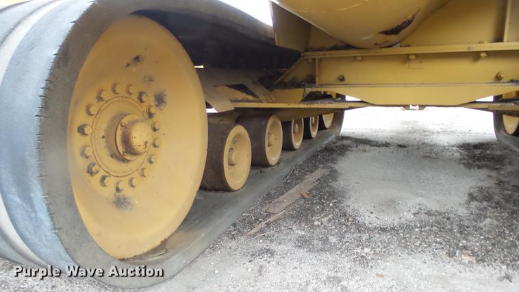 image for item DC3247 Knight 8040 Pro Twin slurry spreader