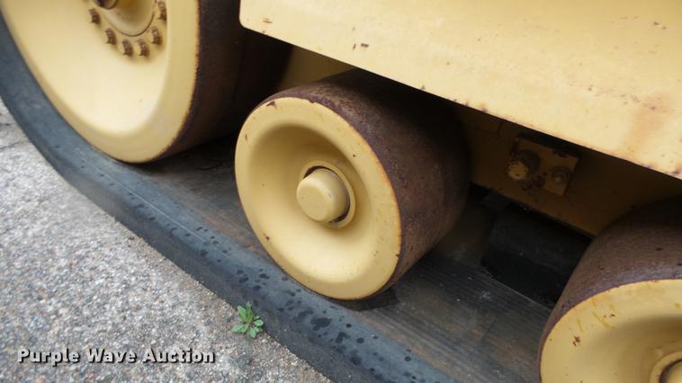 image for item DC3247 Knight 8040 Pro Twin slurry spreader