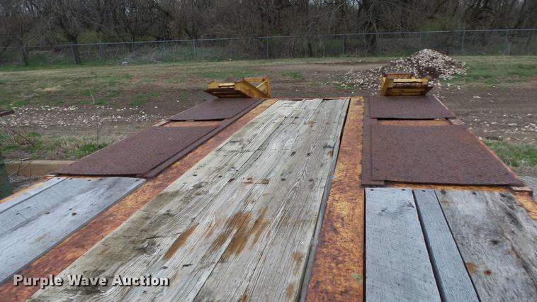 image for item DC3249 1987 Kalyn LB25T equipment trailer