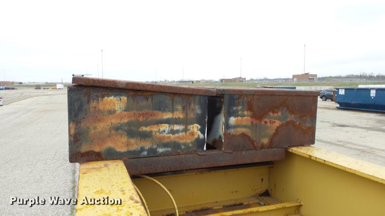 image for item DC3249 1987 Kalyn LB25T equipment trailer