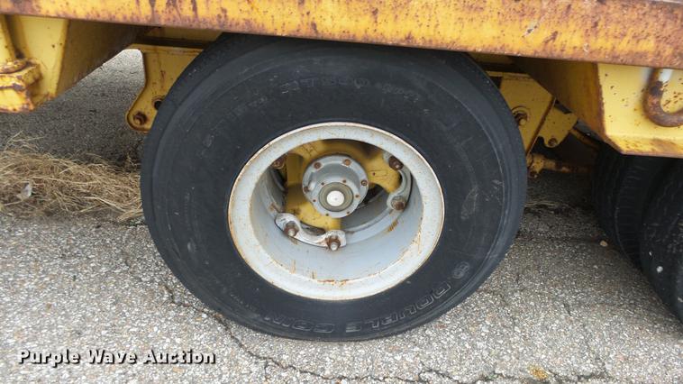 image for item DC3249 1987 Kalyn LB25T equipment trailer