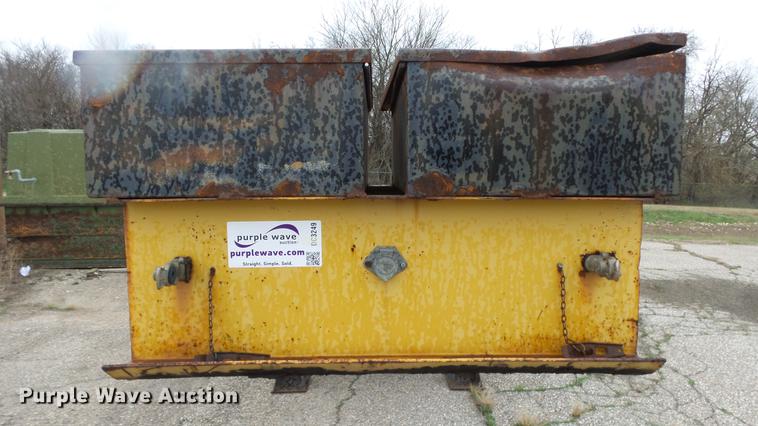 image for item DC3249 1987 Kalyn LB25T equipment trailer