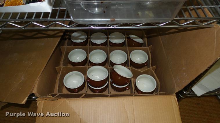 image for item EA9984 Restaurant equipment