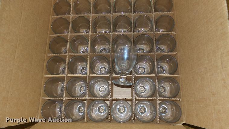 image for item EA9984 Restaurant equipment