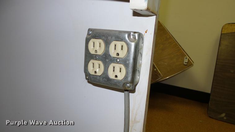 image for item EA9984 Restaurant equipment