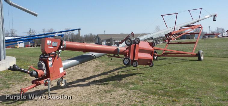 image for item AY9518 Grain King 12X82 grain auger