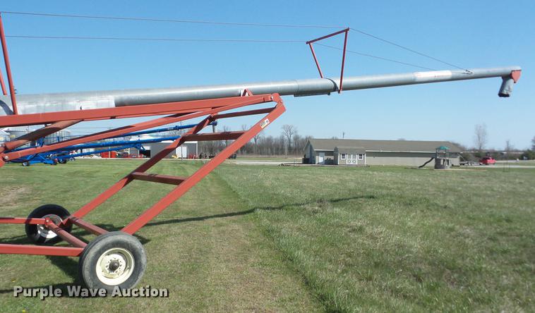 image for item AY9518 Grain King 12X82 grain auger