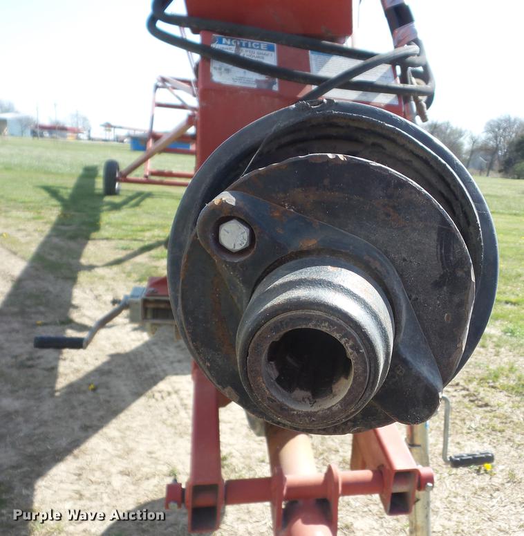 image for item AY9518 Grain King 12X82 grain auger