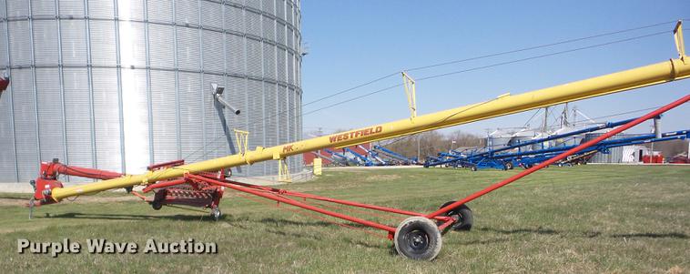 image for item AY9519 Westfield MK100-71 grain auger