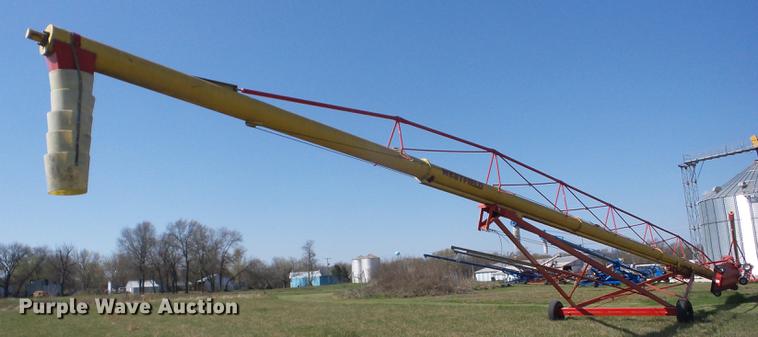 image for item AY9521 Westfield MK130-91 Plus grain auger