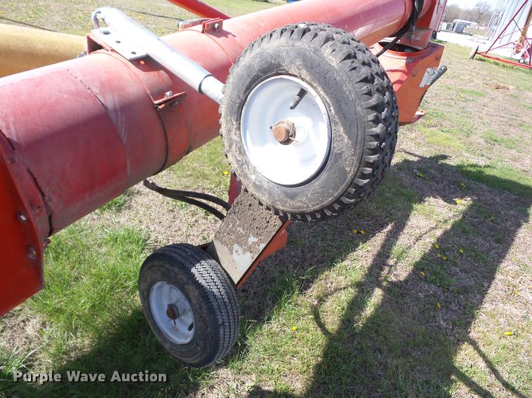 image for item AY9521 Westfield MK130-91 Plus grain auger