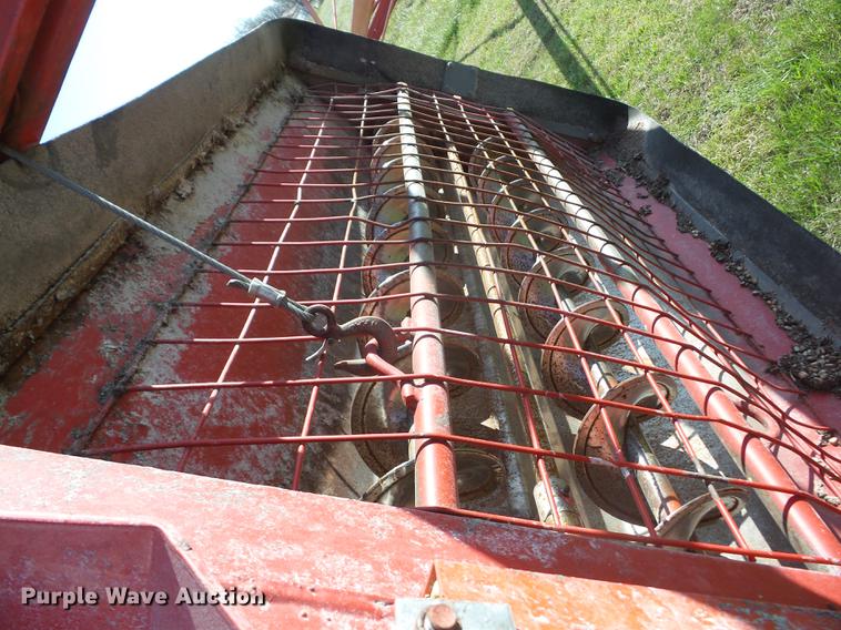 image for item AY9521 Westfield MK130-91 Plus grain auger